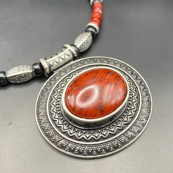 PREMIER DESIGNS Red Spice Boho Choker Statement Necklace Collar Silver Tone - Picture 2 of 7